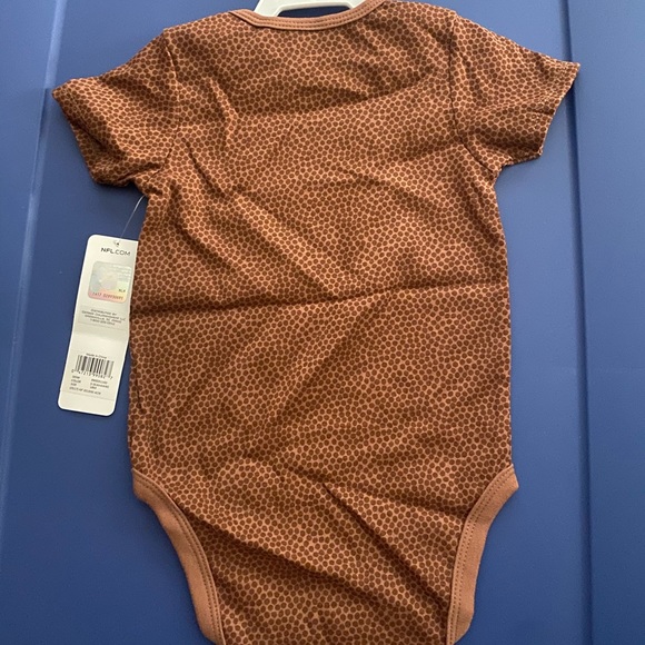 New NFL Seattle Seahawks Onesie 18M - Picture 2 of 2